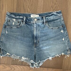 Abercrombie & Fitch Mom Shorts